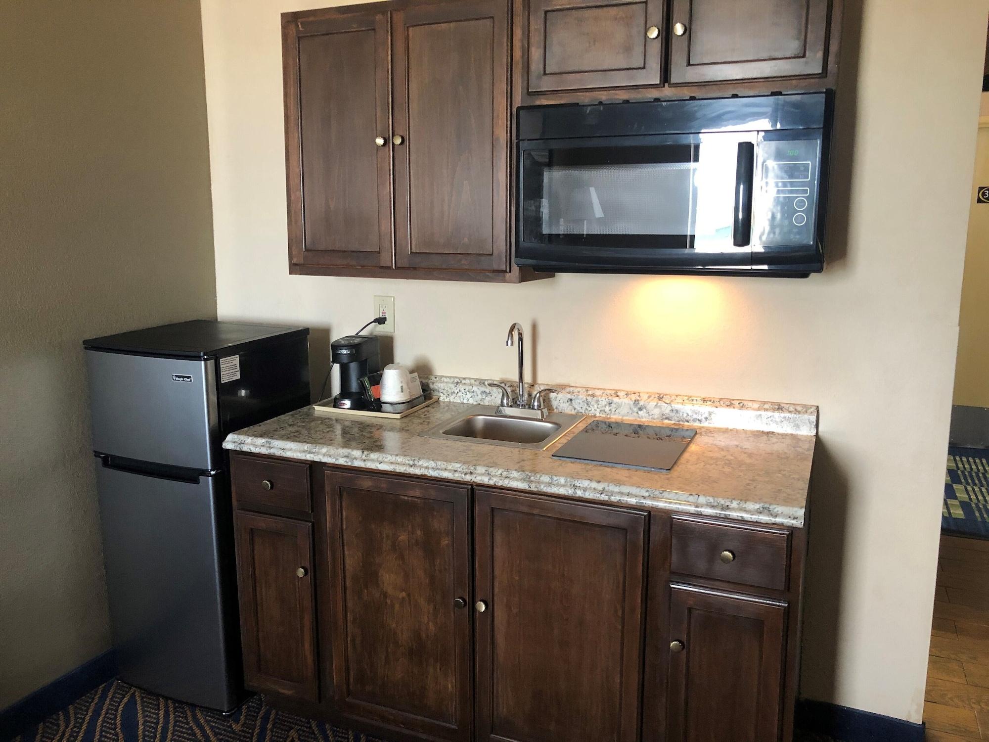 Super 8 By Wyndham Cedar City Esterno foto