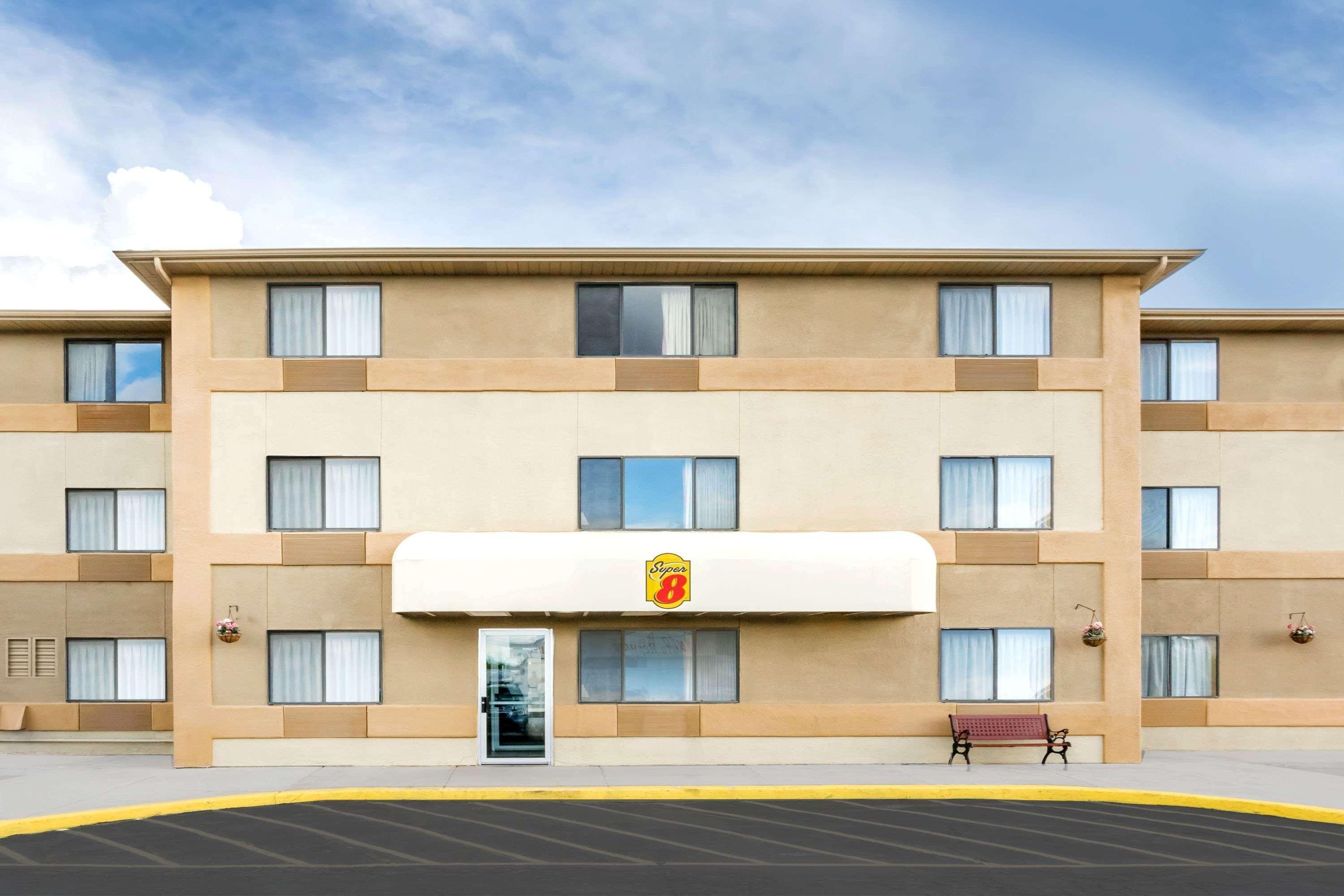 Super 8 By Wyndham Cedar City Esterno foto